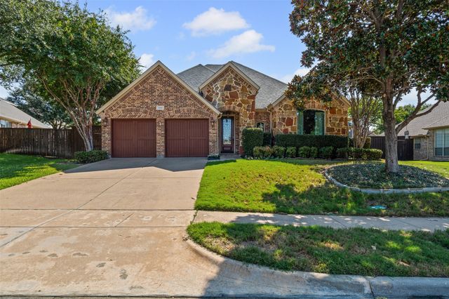 1808 Lakes Edge Boulevard, Mansfield, TX 76063