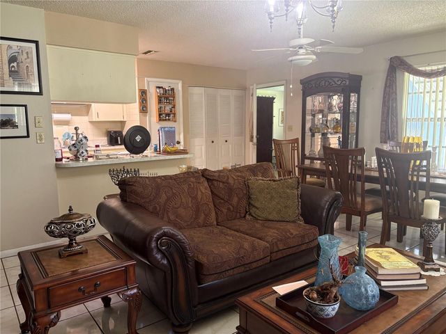 10 BAHIA WAY, Ocala, FL 34472