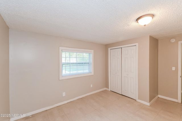 10655 TULSA Road, Jacksonville, FL 32218