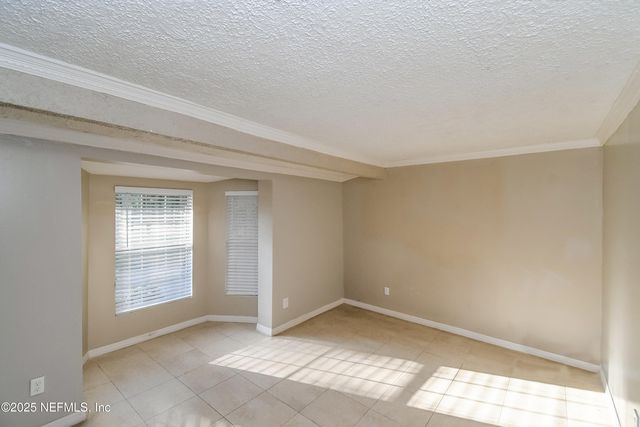 10655 TULSA Road, Jacksonville, FL 32218