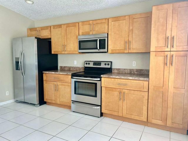 1796 S Club Drive, Wellington, FL 33414
