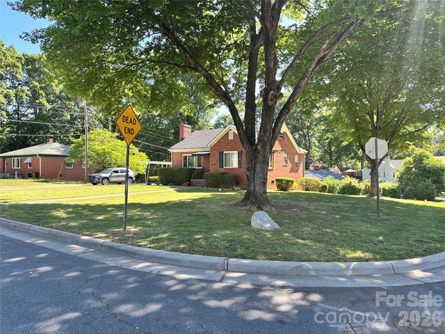 600 W Cama Street 8, Charlotte, NC 28217