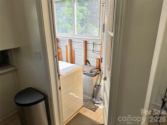 600 W Cama Street 8, Charlotte, NC 28217