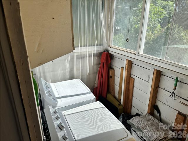 600 W Cama Street 8, Charlotte, NC 28217