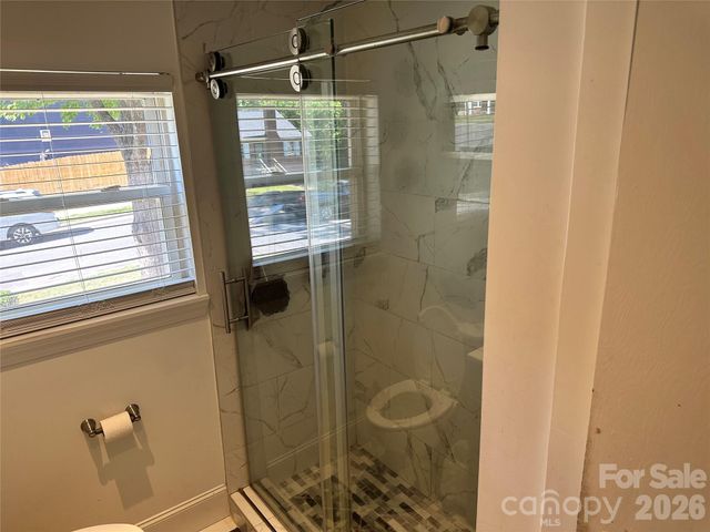 600 W Cama Street 8, Charlotte, NC 28217