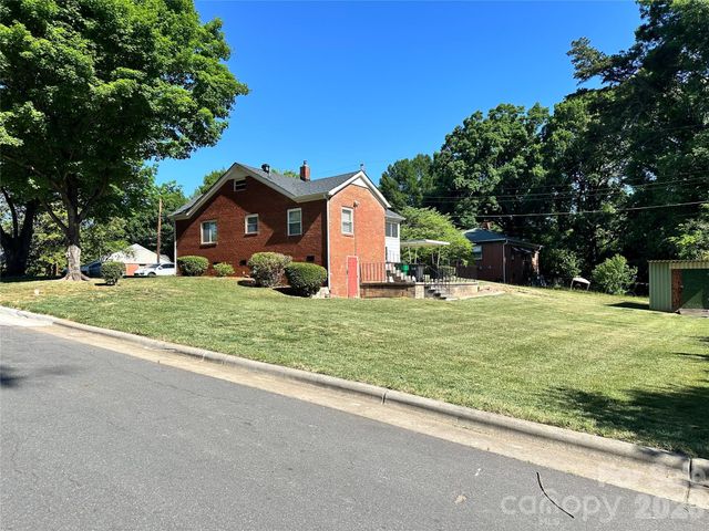 600 W Cama Street 8, Charlotte, NC 28217