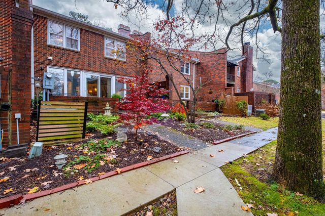 302 Cambridge Place, Little Rock, AR 72227
