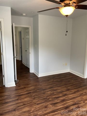 921 Ashworth Drive, Gastonia, NC 28054