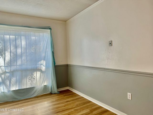 123 Fairoaks Drive, Jackson, MS 39212