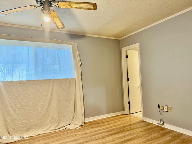 123 Fairoaks Drive, Jackson, MS 39212