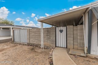 18217 N 2ND Place, Phoenix, AZ 85022