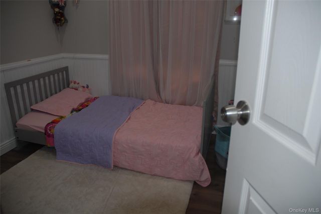 137 Carleton Drive E, Shirley, NY 11967