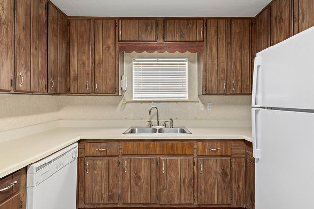 311 Faith Road, Hartford, AL 36344