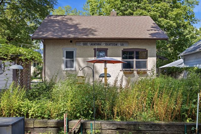 1725 Dave Court, Rockford, IL 61104