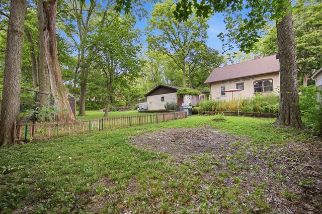 1725 Dave Court, Rockford, IL 61104