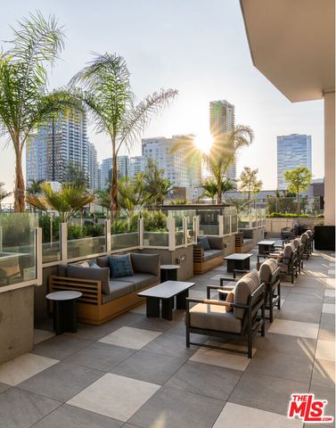 230 W Olympic Boulevard 4703, Los Angeles, CA 90015