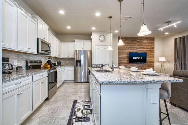 2414 DUBAI STREET, Kissimmee, FL 34747