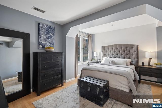 600 Harbor Boulevard 949, Weehawken, NJ 07086