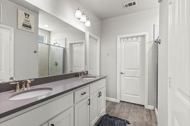 3102 Mearns Ct, Midland, TX 79705