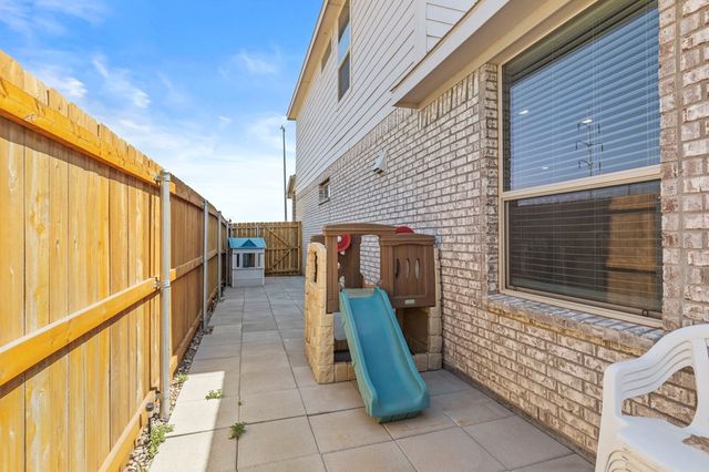 3102 Mearns Ct, Midland, TX 79705