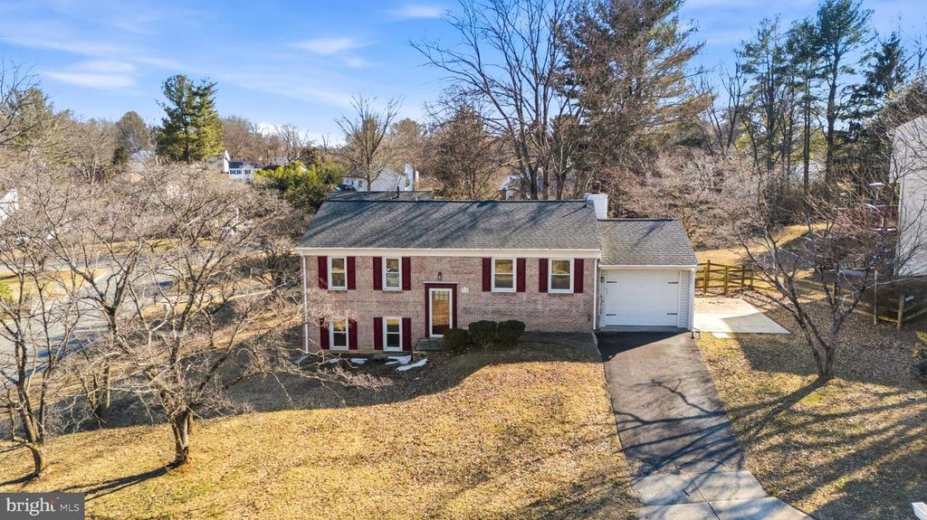 11200 TRIPPON, North Potomac, MD 20878