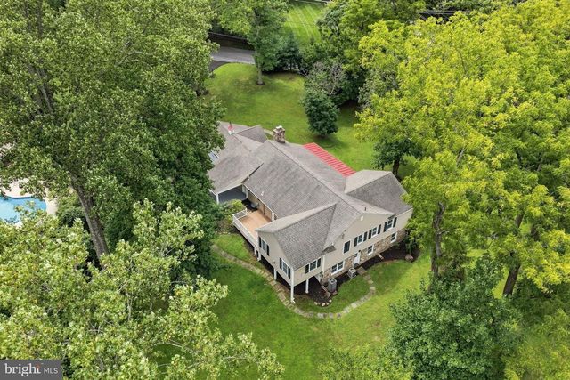 905 NEWTOWN RD, Devon, PA 19333