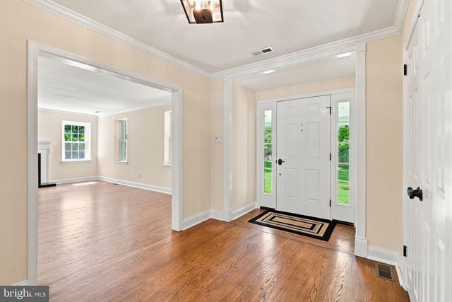 905 NEWTOWN RD, Devon, PA 19333