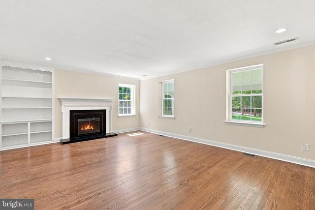 905 NEWTOWN RD, Devon, PA 19333