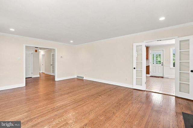 905 NEWTOWN RD, Devon, PA 19333