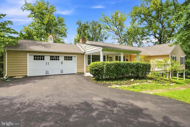 905 NEWTOWN RD, Devon, PA 19333