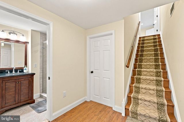 905 NEWTOWN RD, Devon, PA 19333