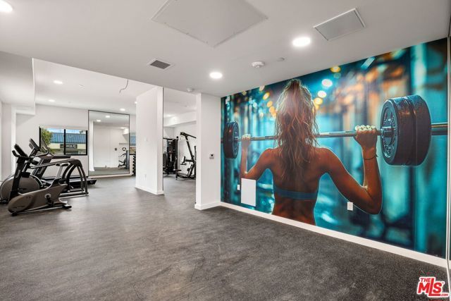 3977 Beverly Boulevard 416, Los Angeles, CA 90004