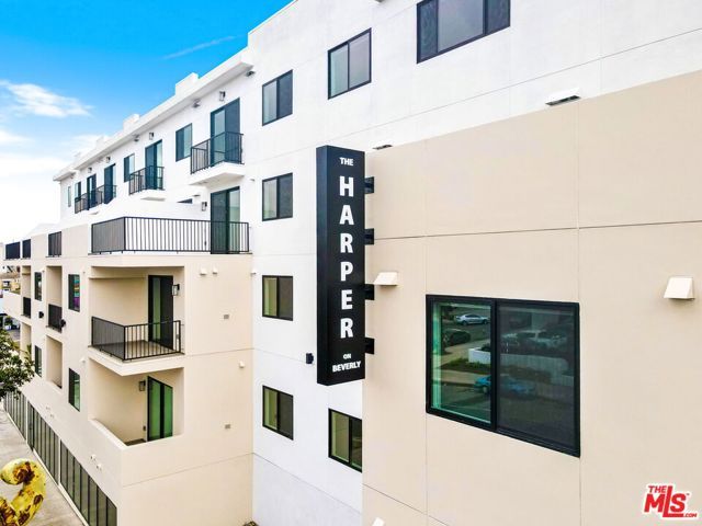 3977 Beverly Boulevard 416, Los Angeles, CA 90004