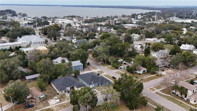 528 E CITRUS AVENUE, Eustis, FL 32726