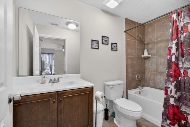 528 E CITRUS AVENUE, Eustis, FL 32726