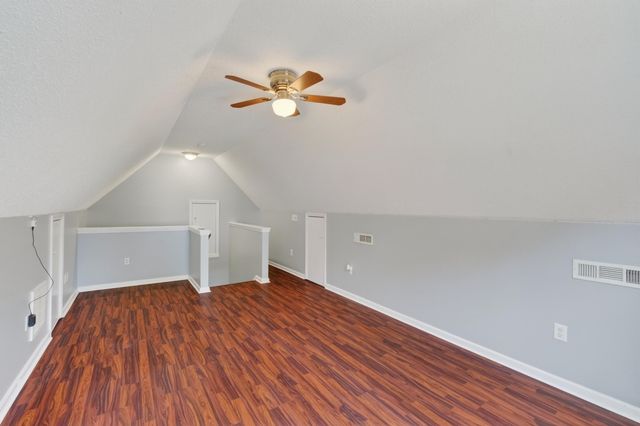 234 W Pheasant Hill Dr, Duncan, SC 29334