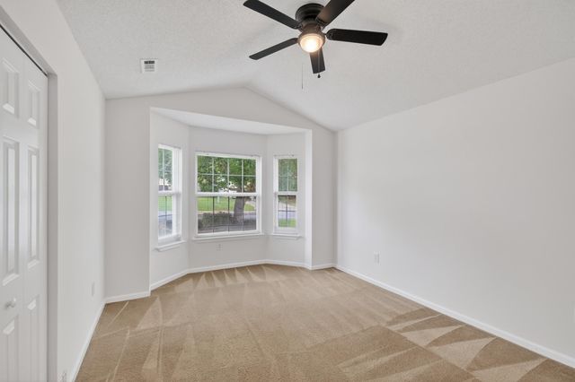 234 W Pheasant Hill Dr, Duncan, SC 29334