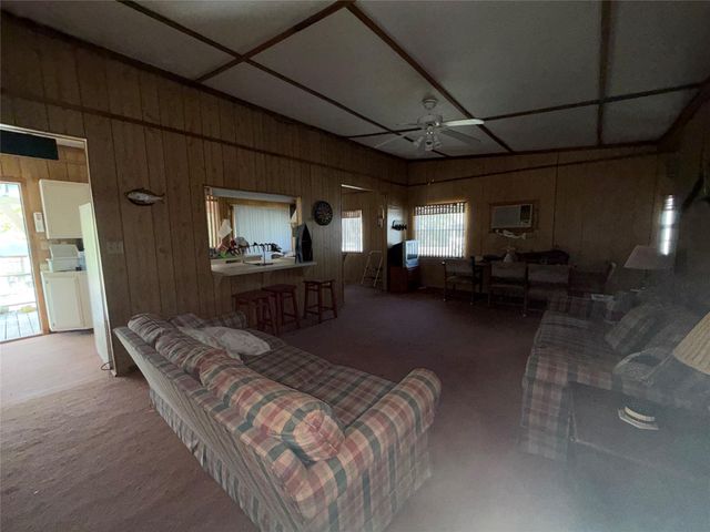 830 County Road 1333, Liberty, TX 77575