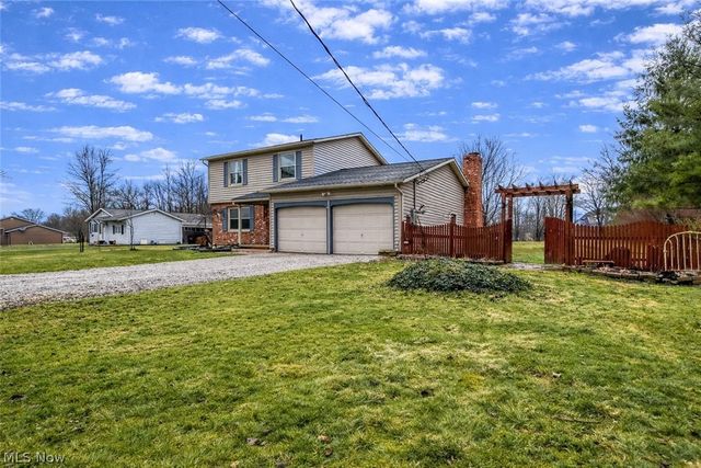 7857 Lester Drive, Leroy, OH 44077