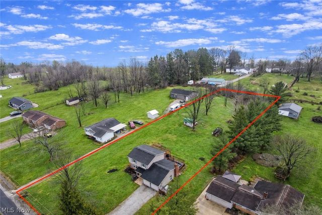 7857 Lester Drive, Leroy, OH 44077