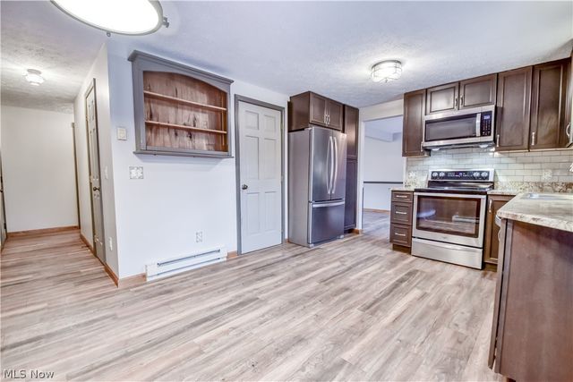 7857 Lester Drive, Leroy, OH 44077