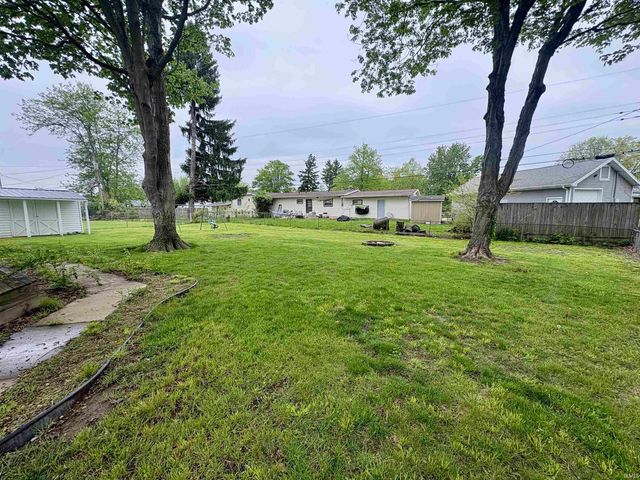 2214 W King Street, Kokomo, IN 46901