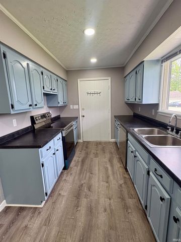 2214 W King Street, Kokomo, IN 46901
