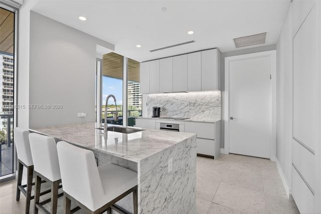 5775 Collins Avenue 506, Miami Beach, FL 33140