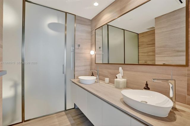5775 Collins Avenue 506, Miami Beach, FL 33140