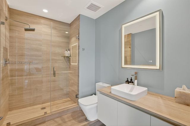 5775 Collins Avenue 506, Miami Beach, FL 33140