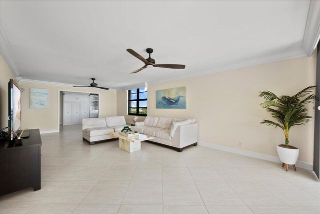 911 Ocean Drive 506, North Palm Beach, FL 33408