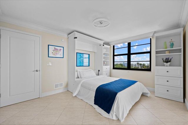 911 Ocean Drive 506, North Palm Beach, FL 33408
