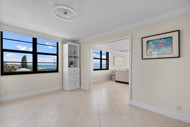 911 Ocean Drive 506, North Palm Beach, FL 33408