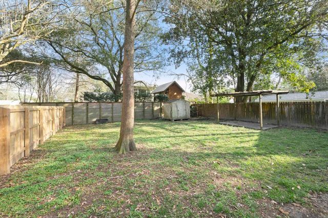 456 Centenary Dr, Baton Rouge, LA 70808